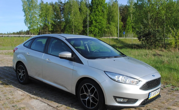 Ford Focus cena 43900 przebieg: 53050, rok produkcji 2017 z Wasilków małe 92